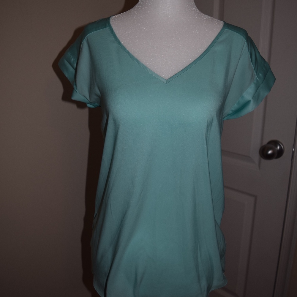 Express mint blouse - Picture 2 of 3